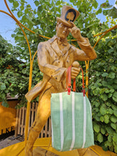 Cargar imagen en el visor de la galería, BOLSO GRETA THUNBERG VERDE