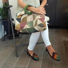 Cargar imagen en el visor de la galería, Bolso de tela mujer hecho a mano Bruna y Olvido