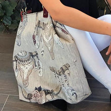 Cargar imagen en el visor de la galería, Bolso de tela mujer hecho a mano Bruna y Olvido