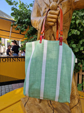 Cargar imagen en el visor de la galería, BOLSO GRETA THUNBERG VERDE
